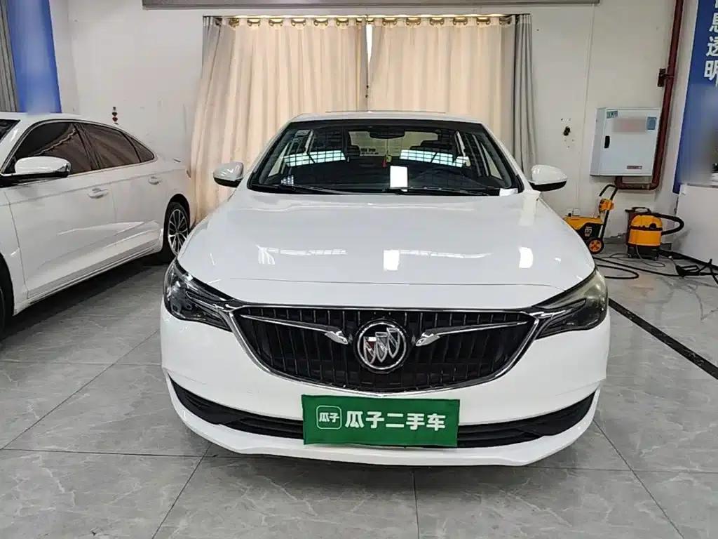 Buick Excelle 2018 18T Automatic Elite — миниатюра 3