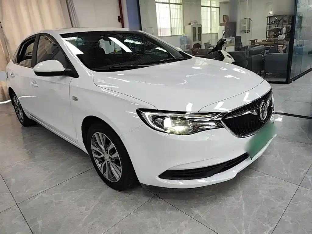 Buick Excelle 2018 18T Automatic Elite — миниатюра 4