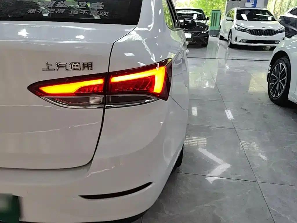 Buick Excelle 2018 18T Automatic Elite — миниатюра 8