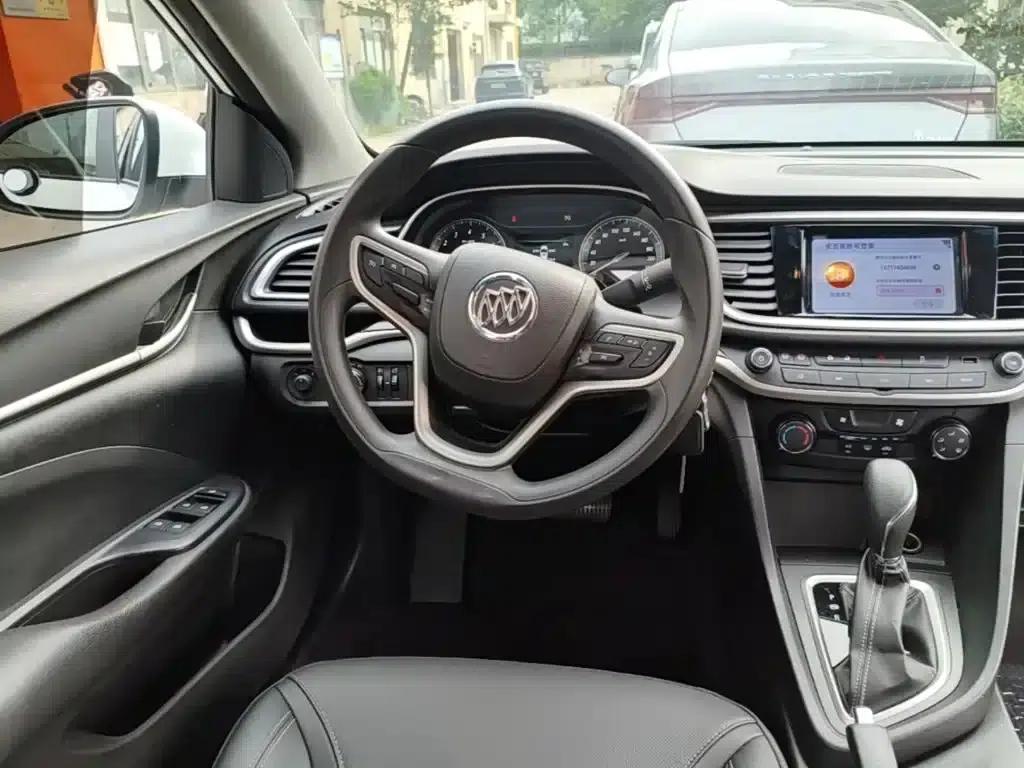 Buick Excelle 2021 Facelift Classic 1.5L Automatic Elite — миниатюра 11