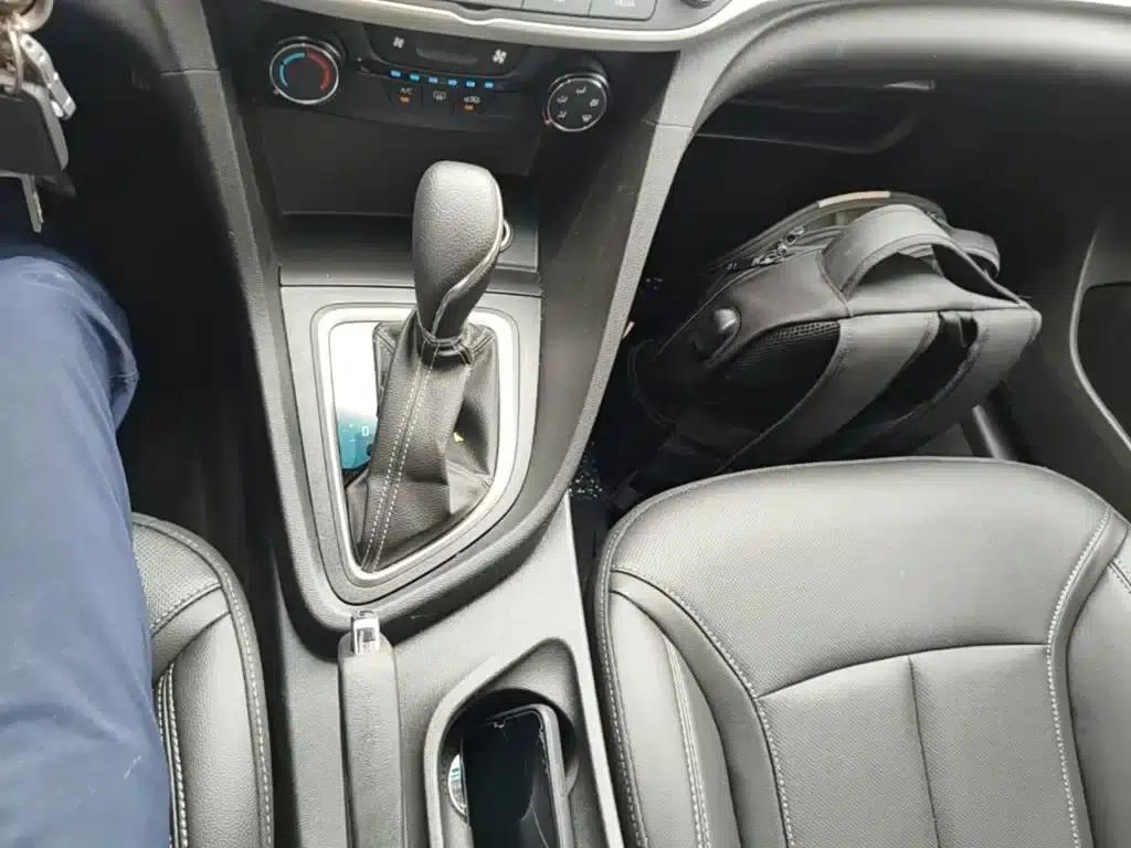 Buick Excelle 2021 Facelift Classic 1.5L Automatic Elite — миниатюра 14