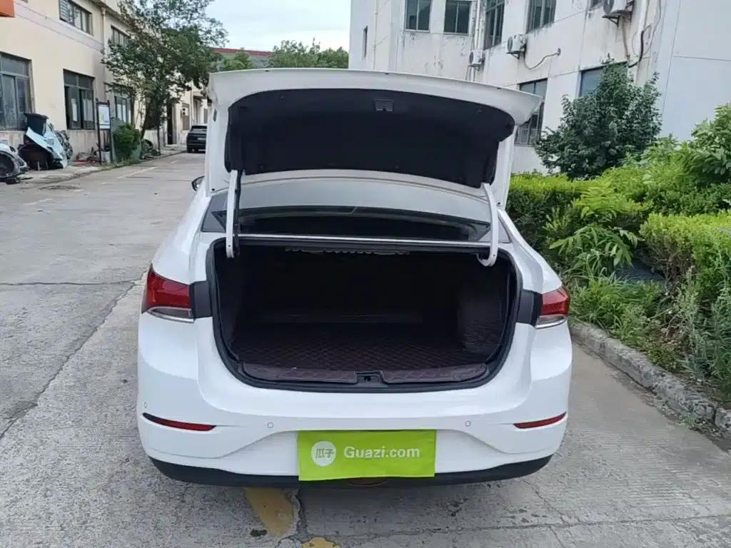 Buick Excelle 2021 Facelift Classic 1.5L Automatic Elite — миниатюра 19