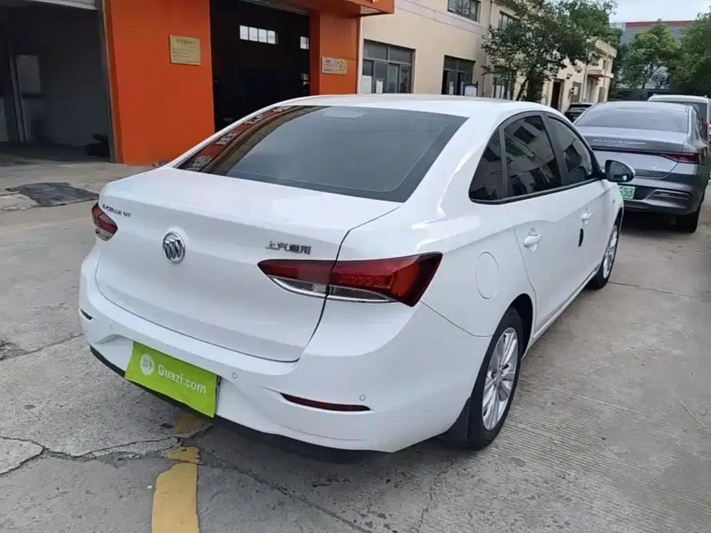 Buick Excelle 2021 Facelift Classic 1.5L Automatic Elite — миниатюра 7