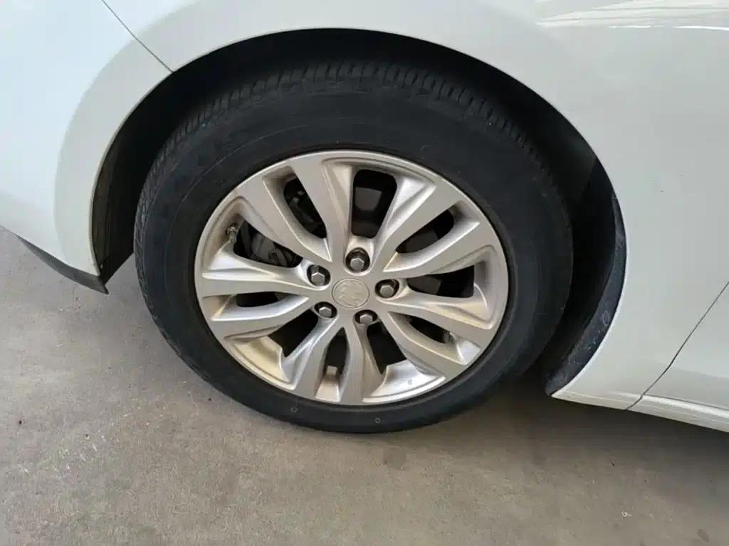 Buick Excelle 2021 Facelift Classic 1.5L Automatic Elite — миниатюра 23