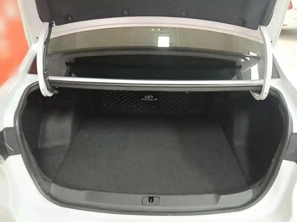 Buick Excelle 2021 Facelift Classic 1.5L Automatic Elite — миниатюра 19