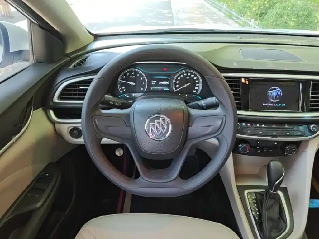 Buick Excelle 2021 Classic 1.5L Automatic Elite — миниатюра 11