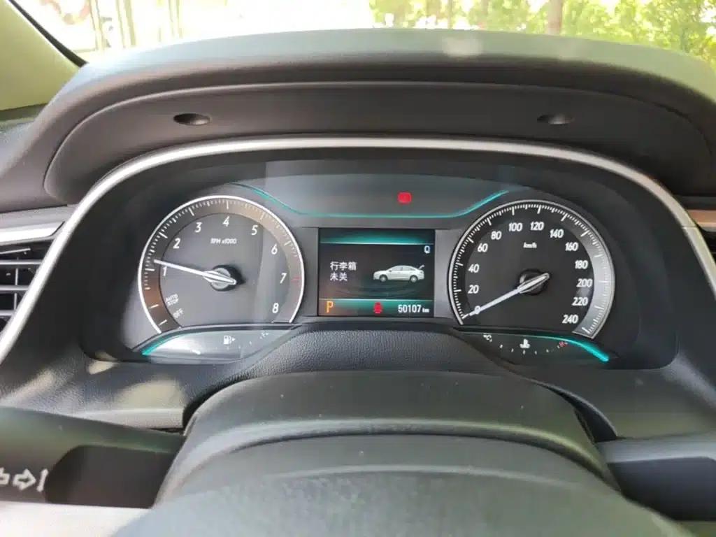 Buick Excelle 2021 Classic 1.5L Automatic Elite — миниатюра 12