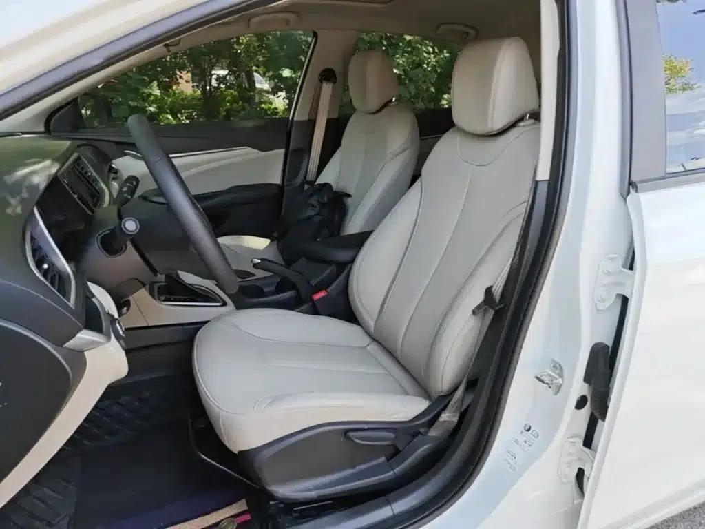 Buick Excelle 2021 Classic 1.5L Automatic Elite — миниатюра 15