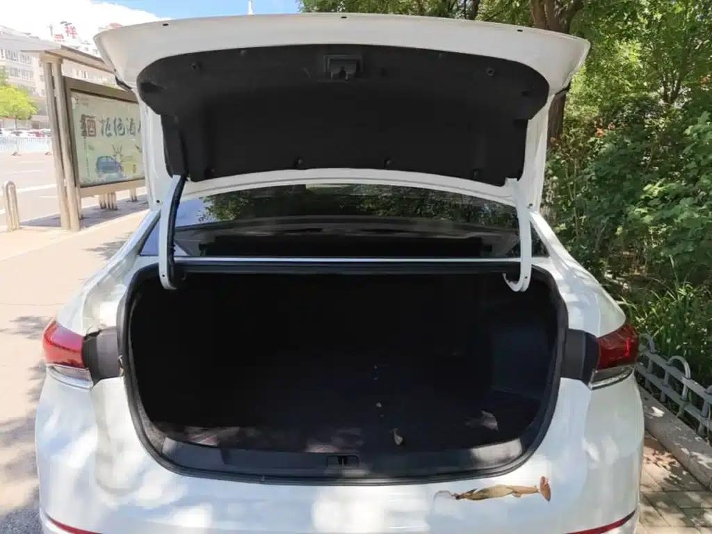 Buick Excelle 2021 Classic 1.5L Automatic Elite — миниатюра 19