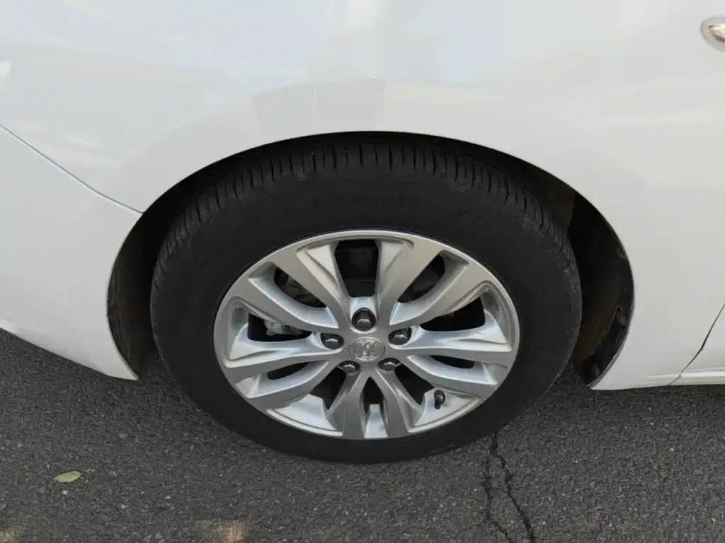 Buick Excelle 2021 Classic 1.5L Automatic Elite — миниатюра 23