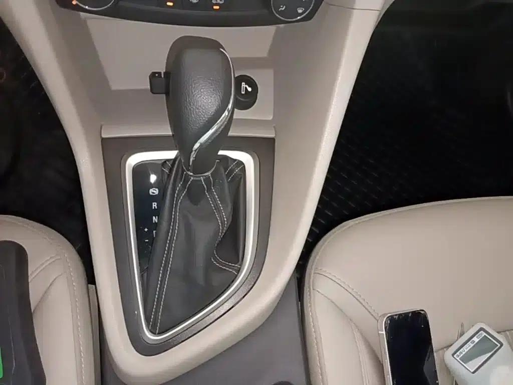 Buick Excelle 2017 15N Automatic Elite — миниатюра 14