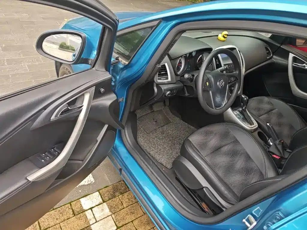 Buick Excelle XT 1.6L Automatic Fashion Edition 2014 — миниатюра 16