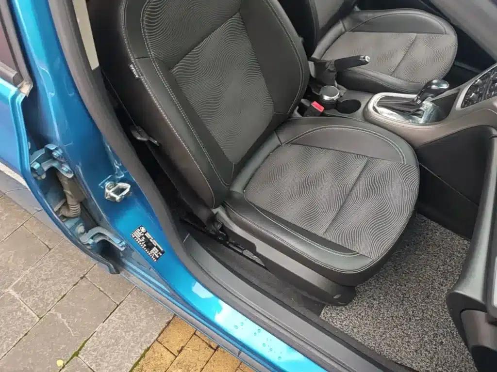 Buick Excelle XT 1.6L Automatic Fashion Edition 2014 — миниатюра 25