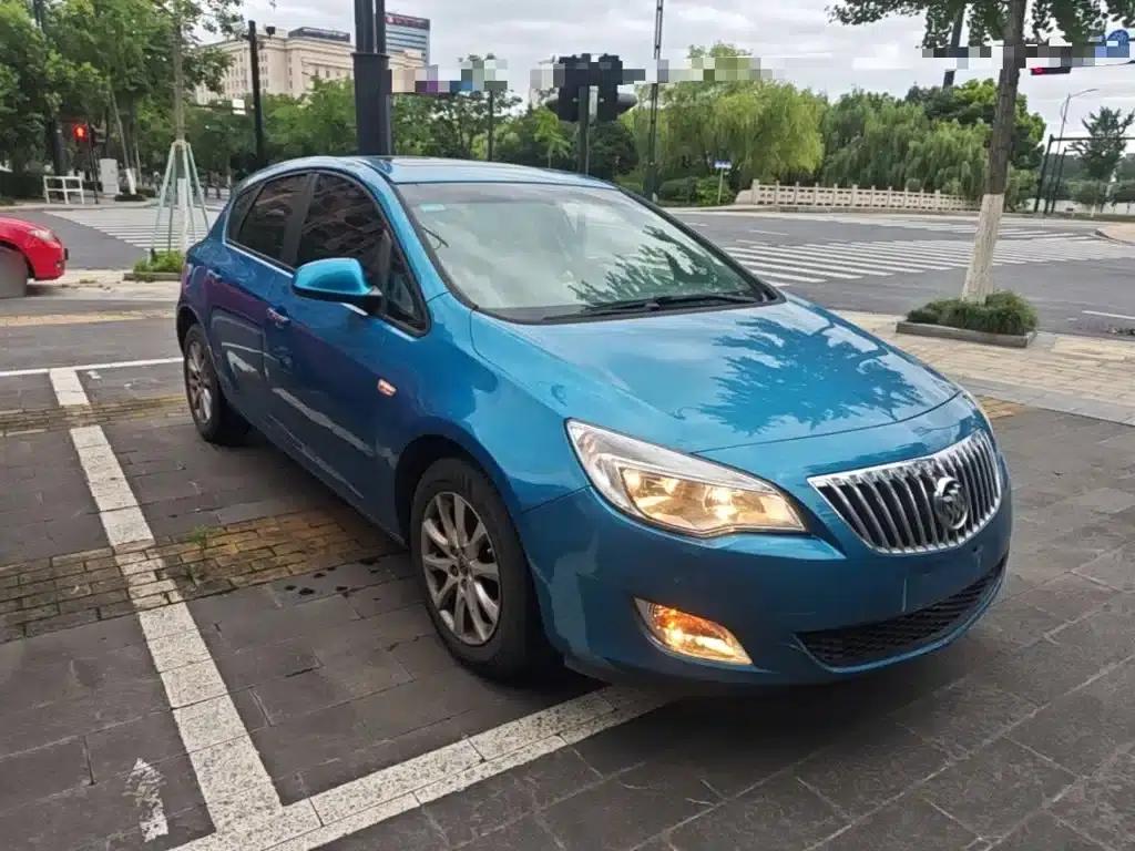 Buick Excelle XT 1.6L Automatic Fashion Edition 2014 — миниатюра 4