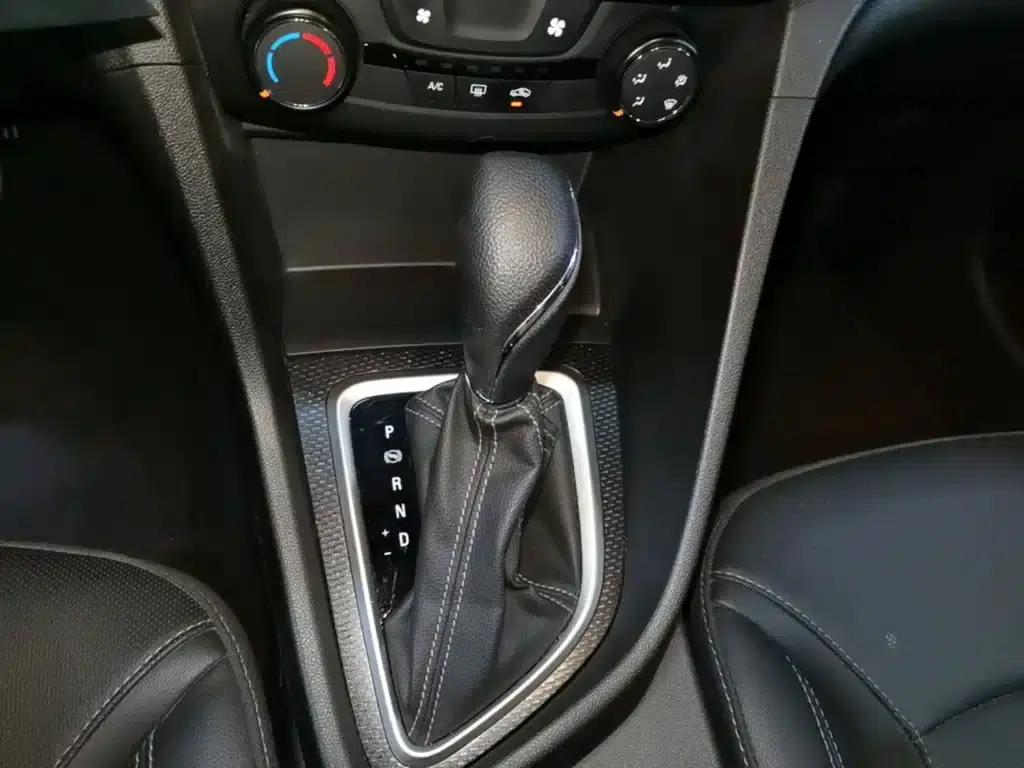 Buick Excelle 2021 Facelift Classic 1.5L Automatic Entry-Level Model — миниатюра 14