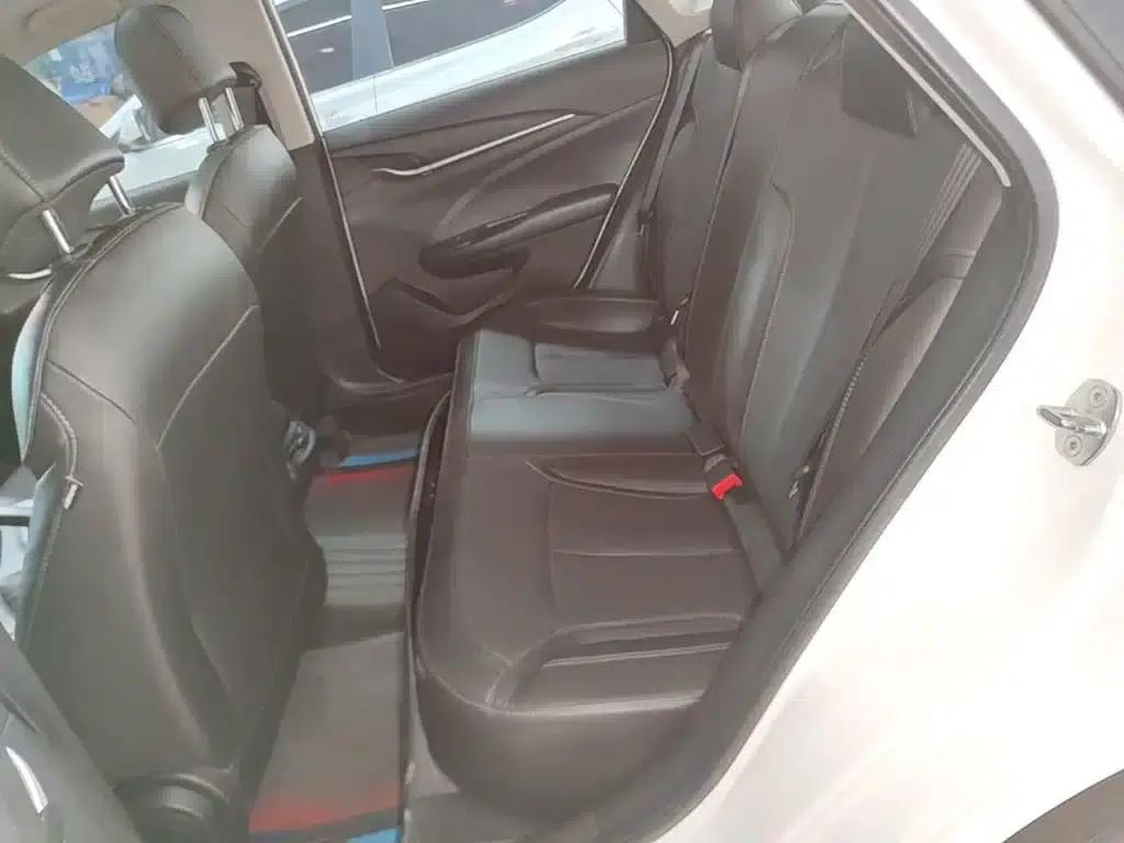 Buick Excelle 2021 Facelift 1.3T Automatic Mild Hybrid Elite — миниатюра 17