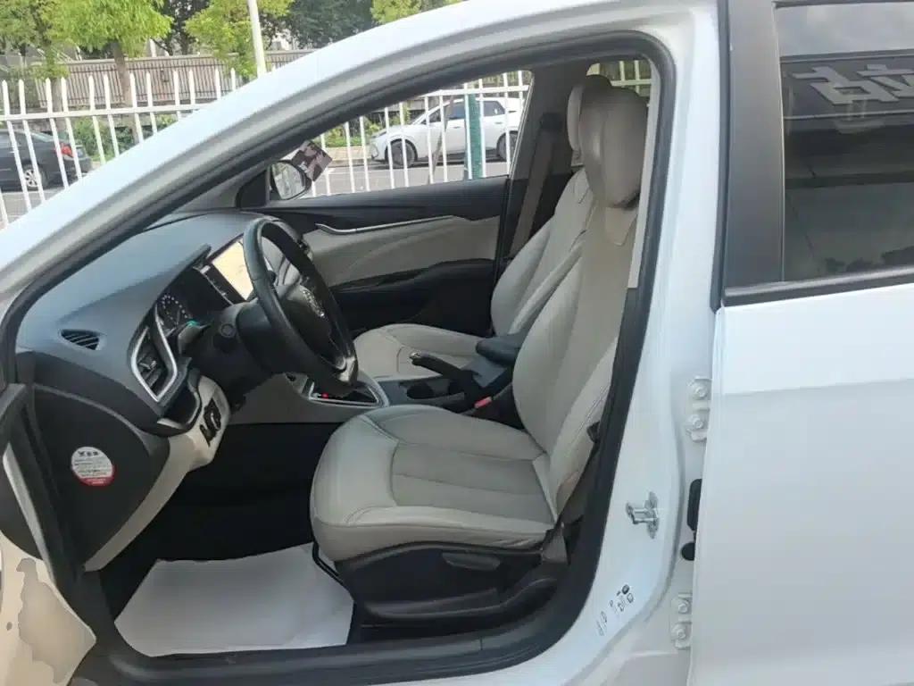 Buick Excelle 2017 15N Automatic Elite — миниатюра 15