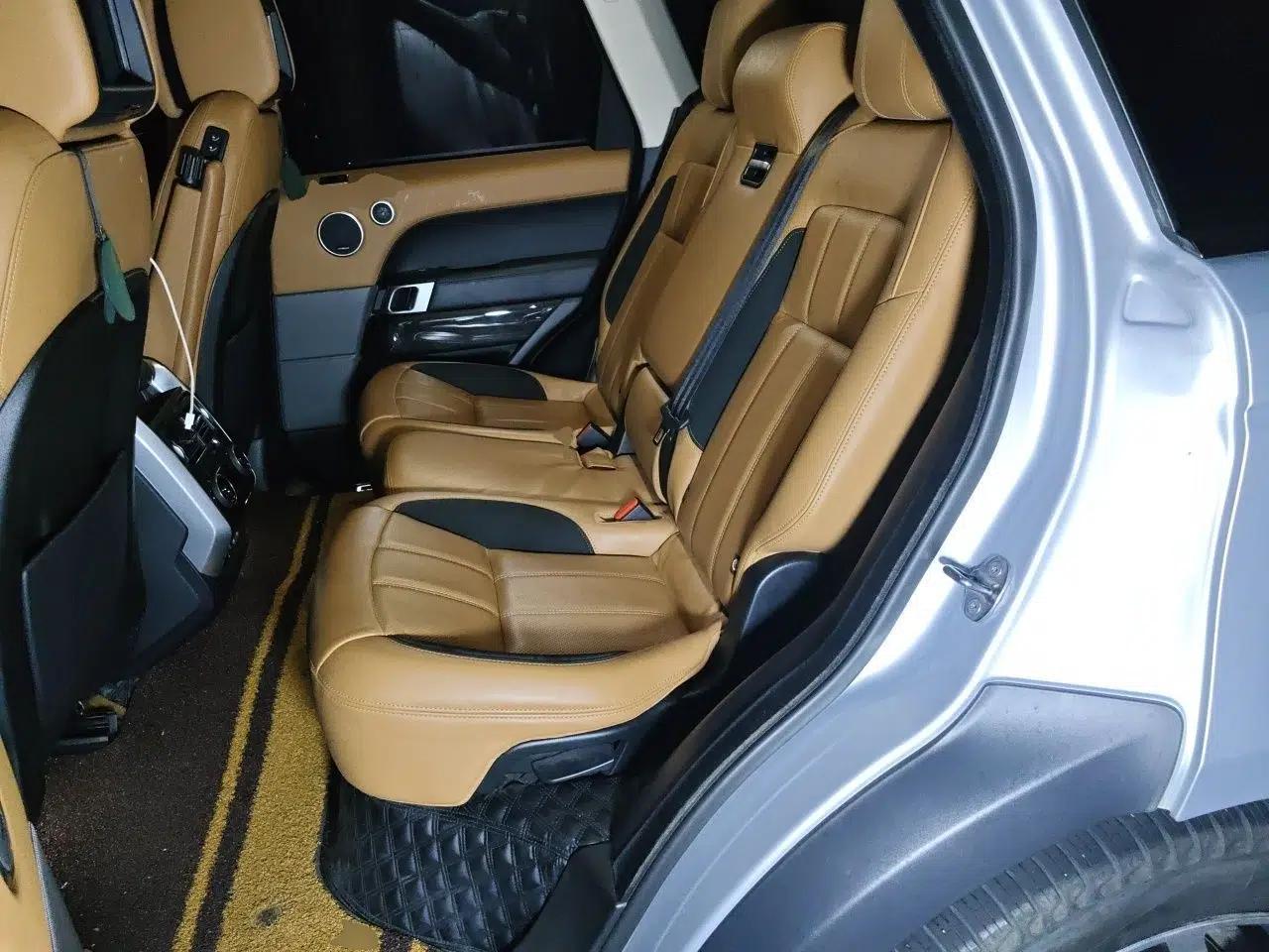 Land Rover Range Sport 2020 3.0 L6 HSE DYNAMIC — миниатюра 17
