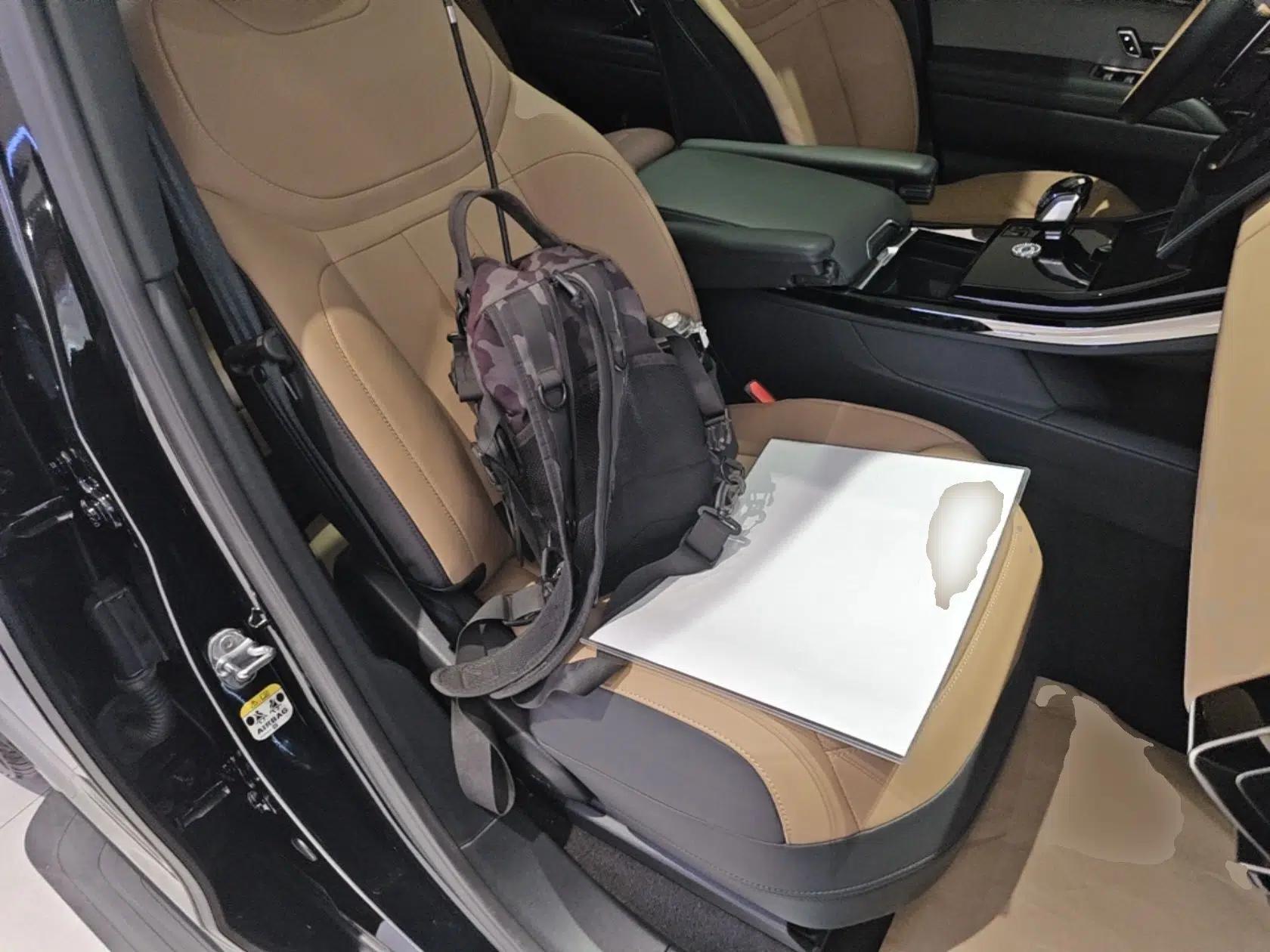 Land Rover Range Sport 2025 400 PS Dynamic SE — миниатюра 19