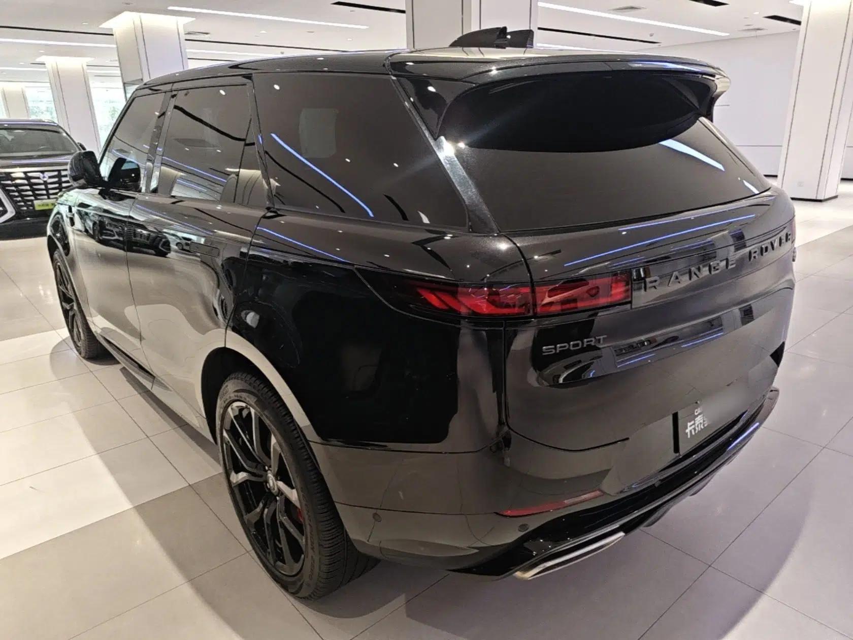 Land Rover Range Sport 2025 400 PS Dynamic SE — миниатюра 4