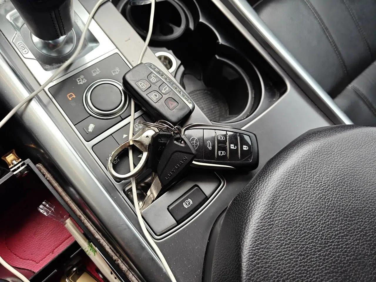 Land Rover Range Sport 2016 3.0 SC V6 SE — миниатюра 17