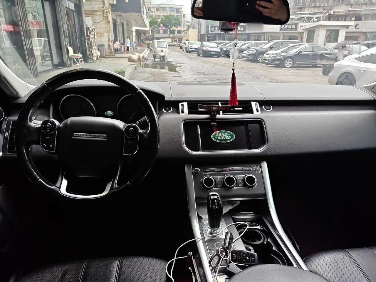 Land Rover Range Sport 2016 3.0 SC V6 SE — миниатюра 18