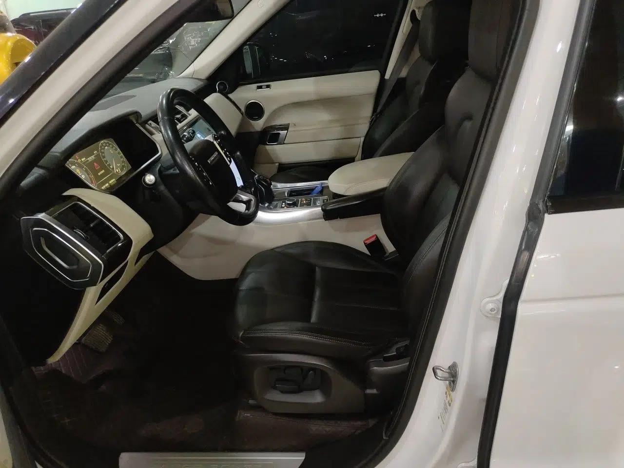Land Rover Range Sport 2014 3.0 SC V6 HSE — миниатюра 15