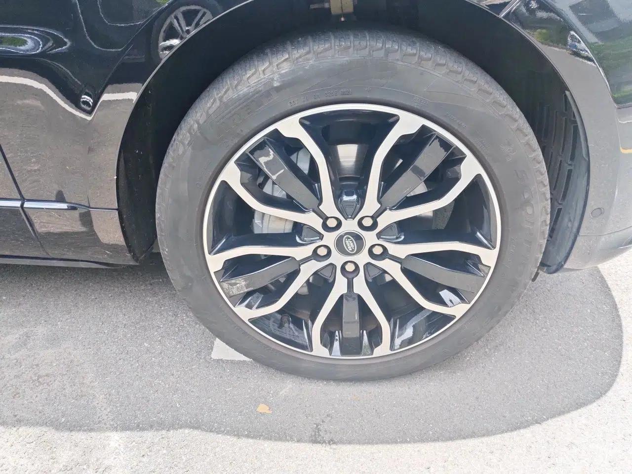 Land Rover Range Sport 2022 3.0 L6 YAO Black Edition — миниатюра 8