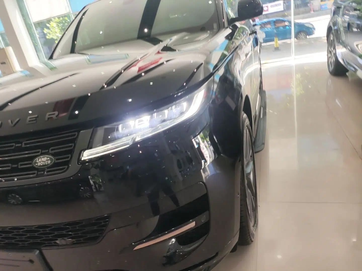 Land Rover Range Sport 2025 400 PS Dynamic SE — миниатюра 8