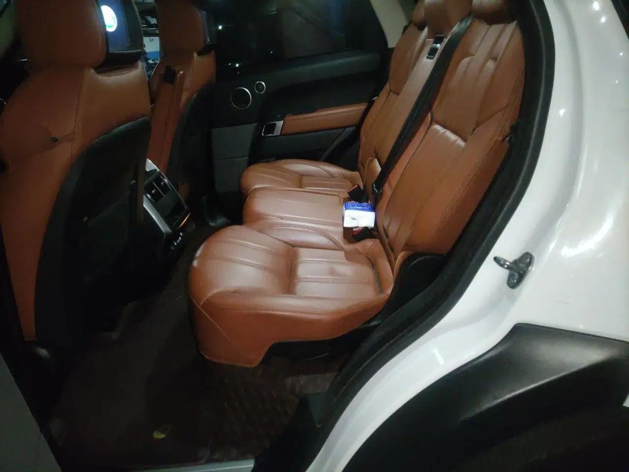 Land Rover Range Sport 2017 3.0 SC V6 HSE DYNAMIC — миниатюра 17