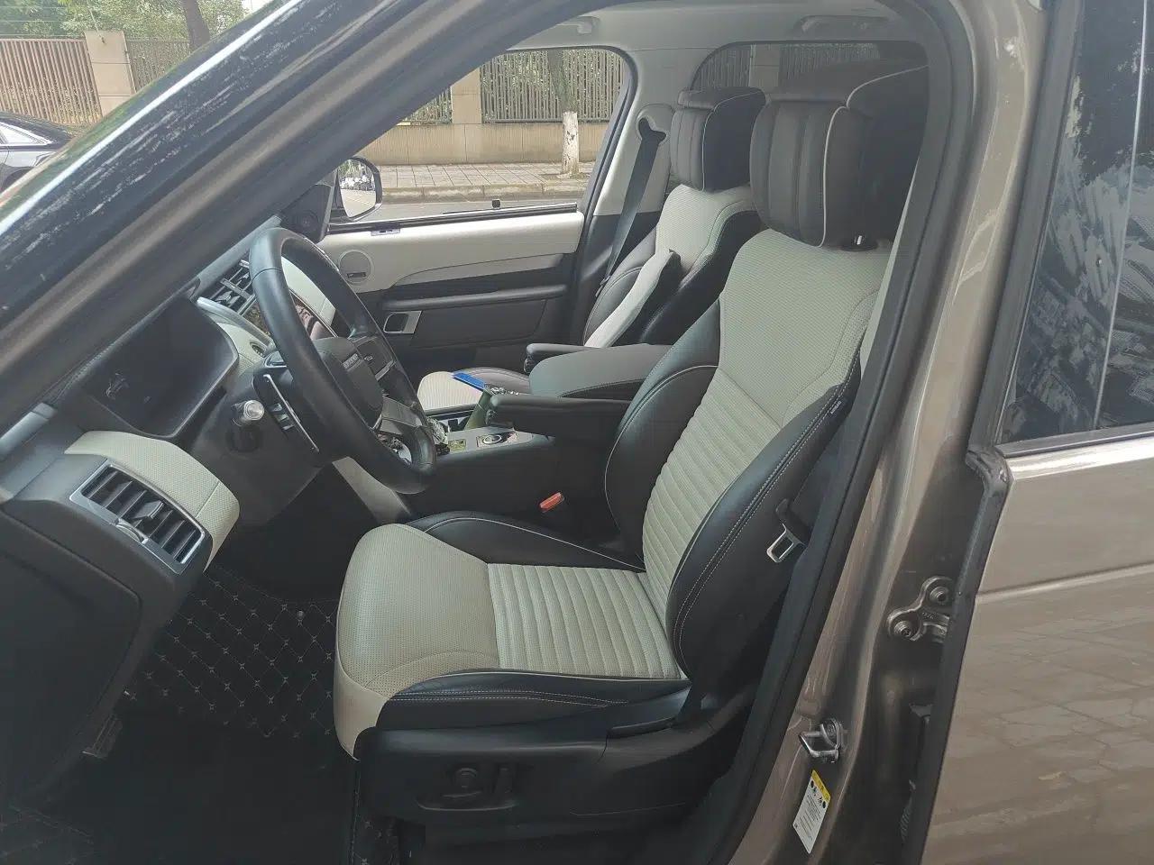 Land Rover Discovery 2021 360 PS R-Dynamic HSE — миниатюра 15