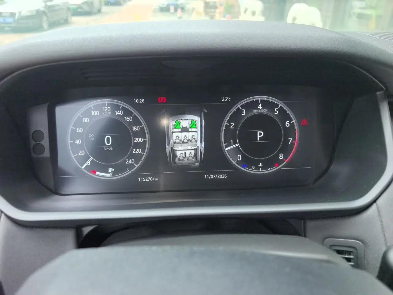 Land Rover Discovery 2018 3.0 SC V6 HSE — миниатюра 11