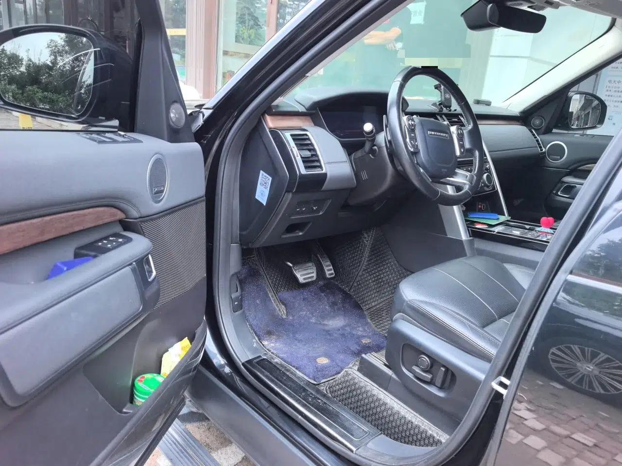 Land Rover Discovery 2018 3.0 SC V6 HSE — миниатюра 16