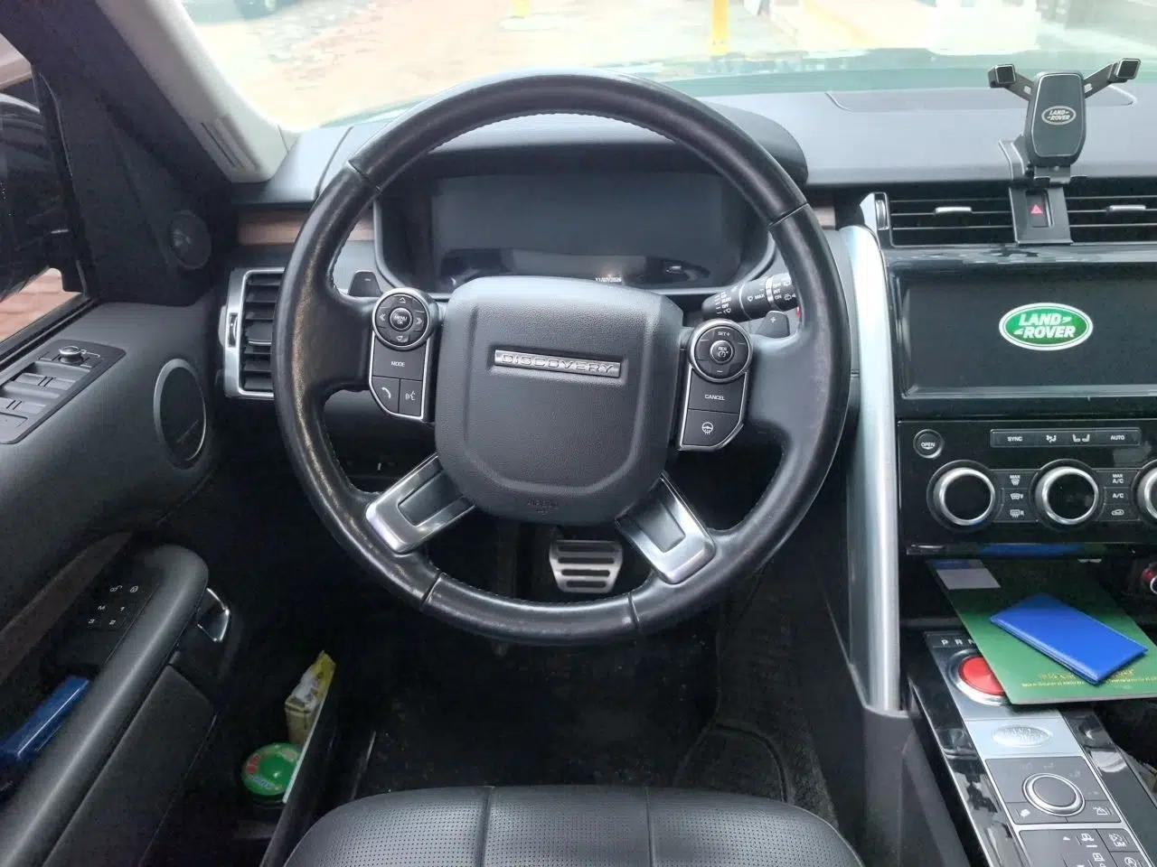Land Rover Discovery 2018 3.0 SC V6 HSE — миниатюра 10