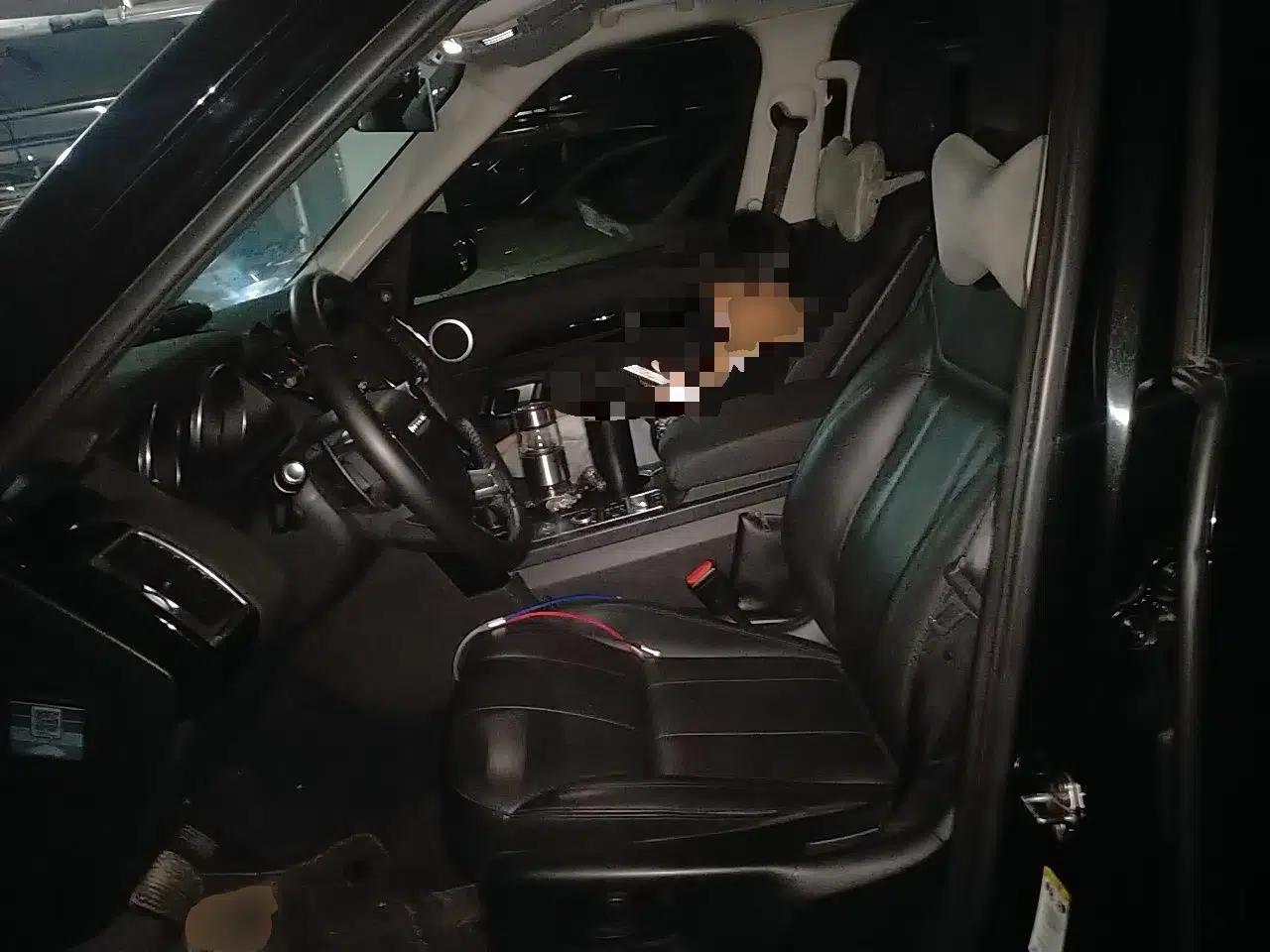 Land Rover Discovery 2018 3.0 SC V6 SE — миниатюра 15
