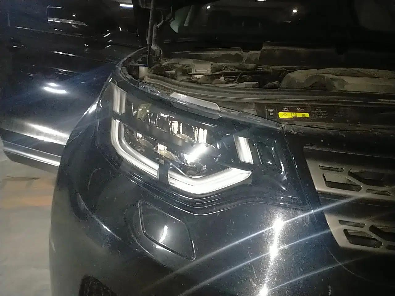 Land Rover Discovery 2018 3.0 SC V6 SE — миниатюра 7