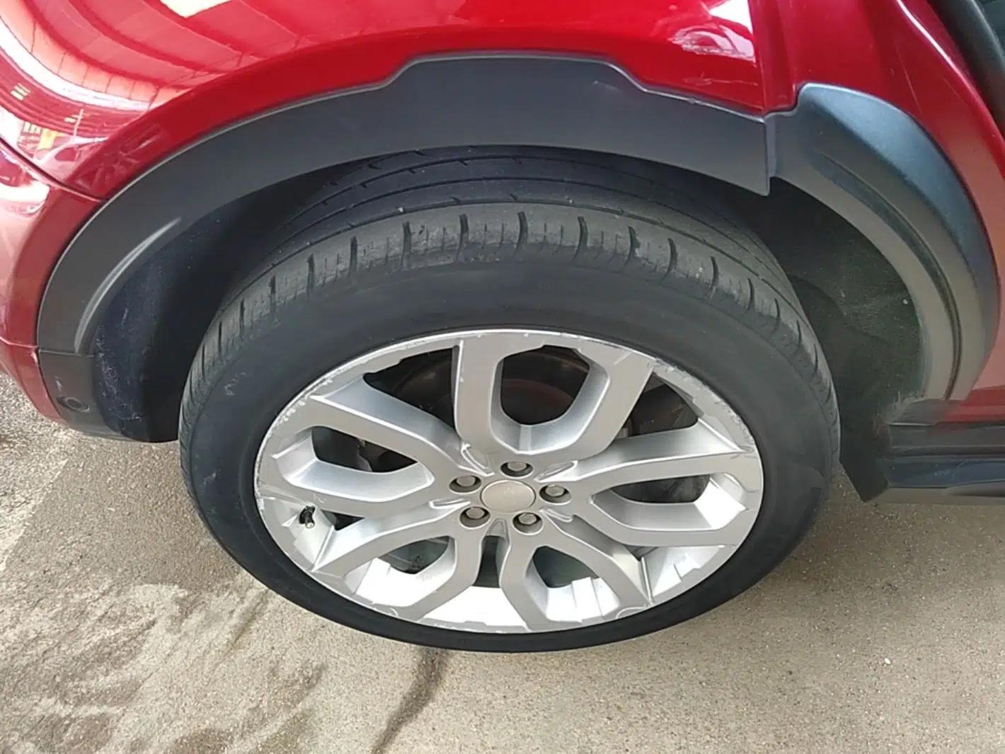 Land Rover Range Evoque 2015 2.0T 5-Door Ignite Edition — миниатюра 11