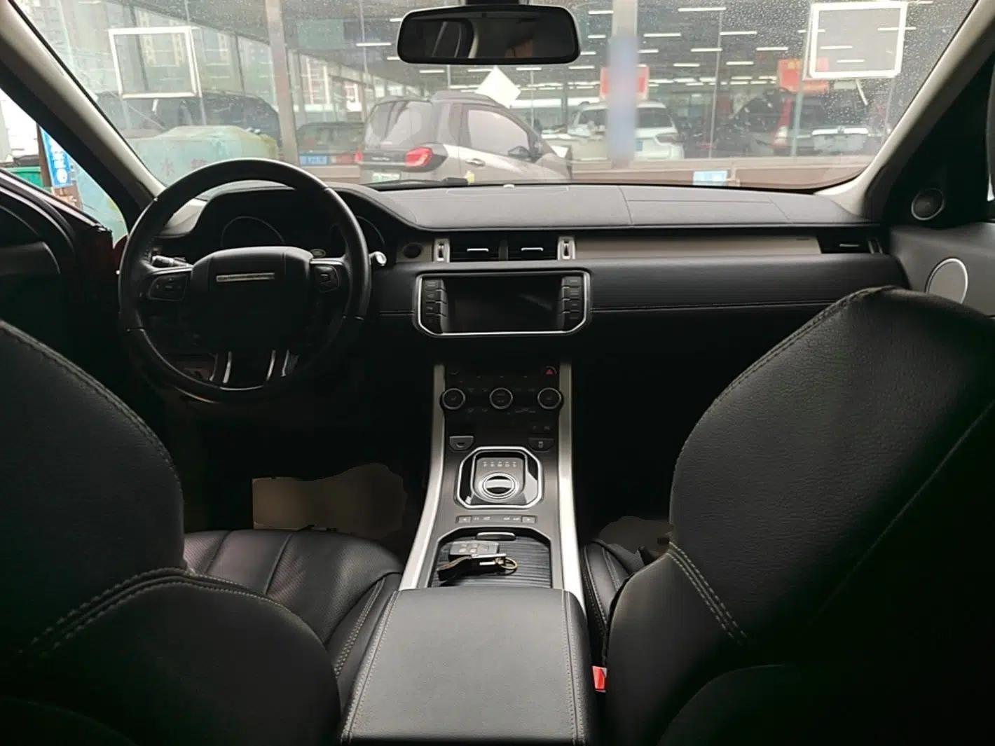 Land Rover Range Evoque 2015 2.0T 5-Door Ignite Edition — миниатюра 12