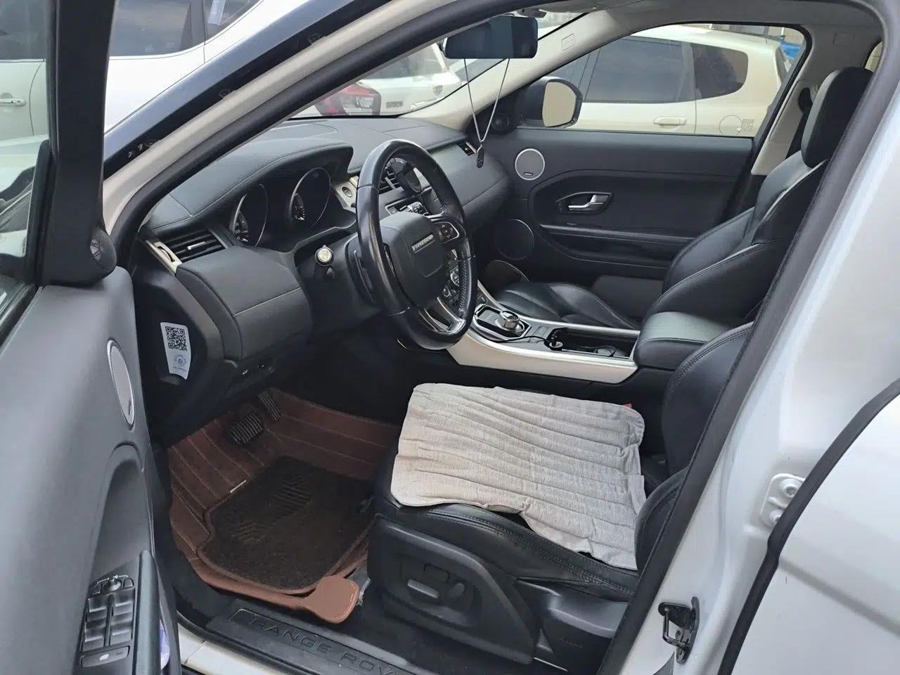Land Rover Range Evoque 2014 2.0T 5-Door Luxury Edition — миниатюра 15