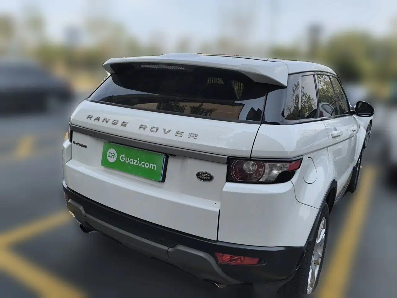 Land Rover Range Evoque 2014 2.0T 5-Door Luxury Edition — миниатюра 5