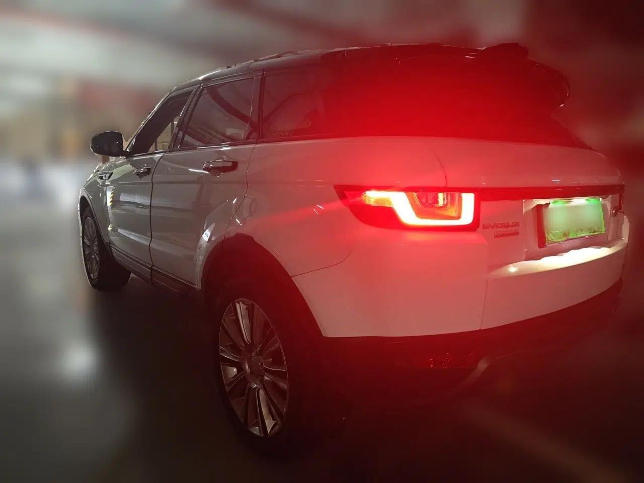 Land Rover Range Evoque 2018 240 PS SE Smart Brilliance Edition — миниатюра 4