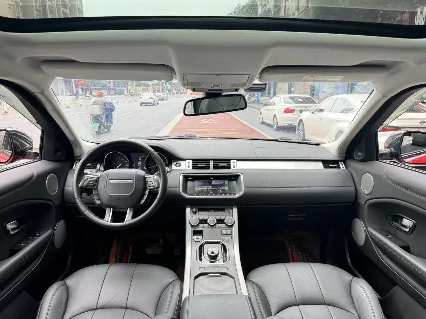 Land Rover Range Evoque 2018 240 PS SE Smart Brilliance Edition — миниатюра 8