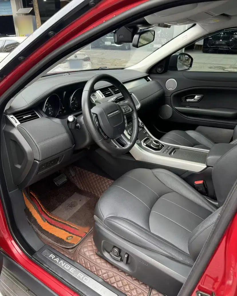 Land Rover Range Evoque 2018 240 PS SE Smart Brilliance Edition — миниатюра 9