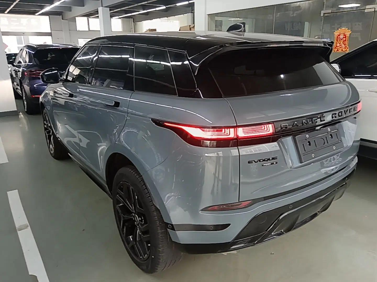 Land Rover Range Evoque 2020 249 PS R-DYNAMIC S Black Edition Sport Version — миниатюра 4