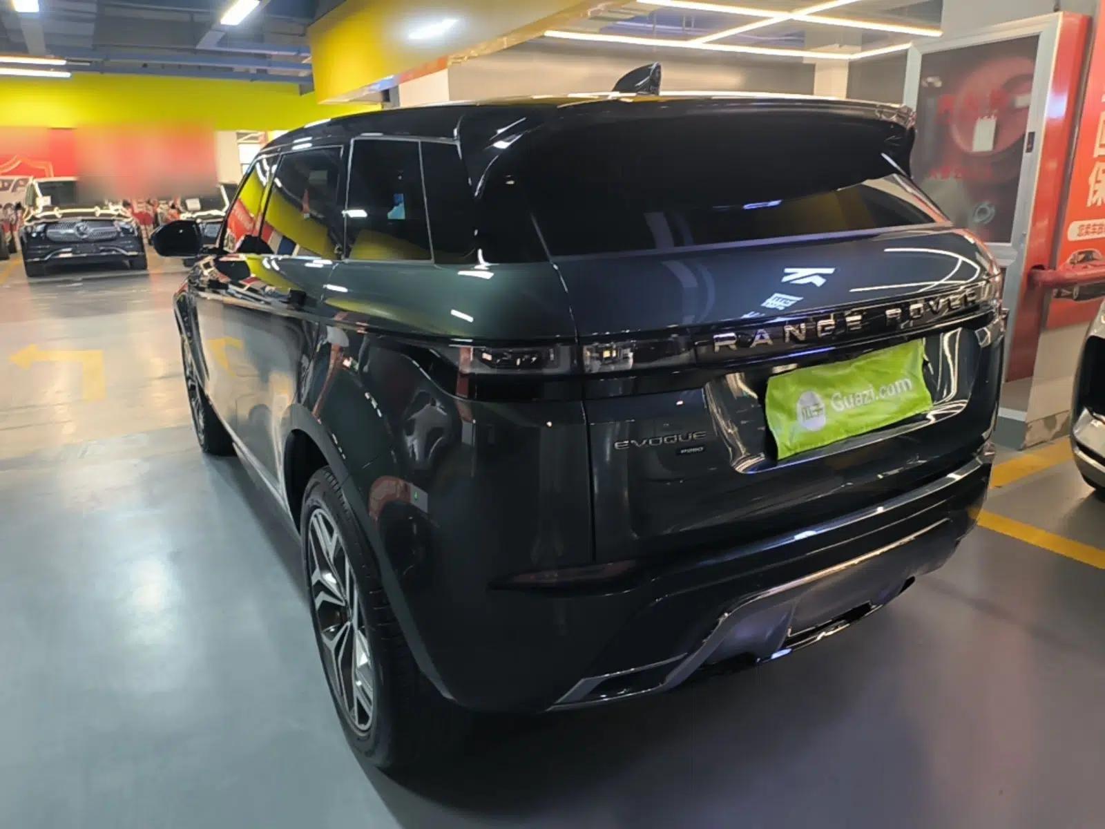 Land Rover Range Evoque 2021 Range Rover Velar L 249PS R-Dynamic First Edition — миниатюра 4