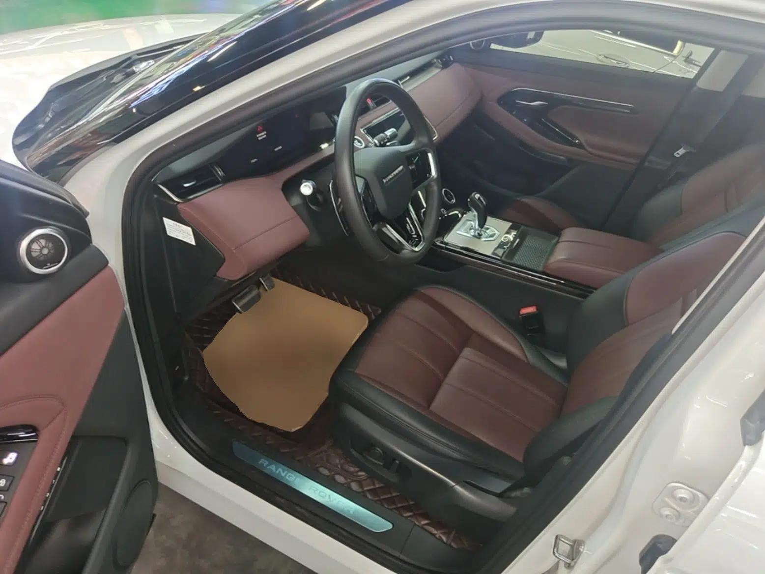 Land Rover Range Evoque 2021 Range Rover L 249 PS R-Dynamic SE Luxury Edition — миниатюра 18