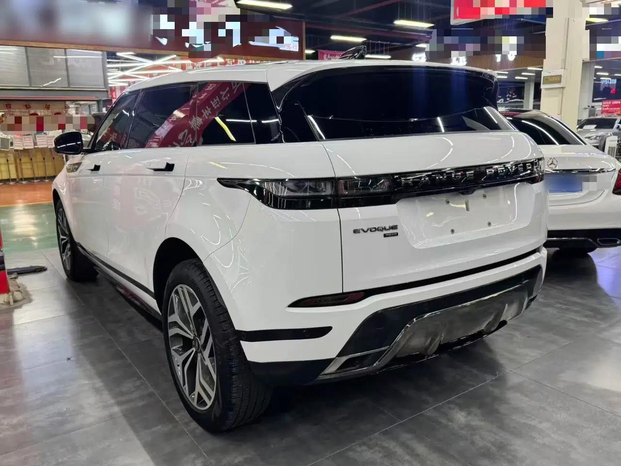 Land Rover Range Evoque 2021 Range Rover L 249 PS R-Dynamic SE Luxury Edition — миниатюра 4
