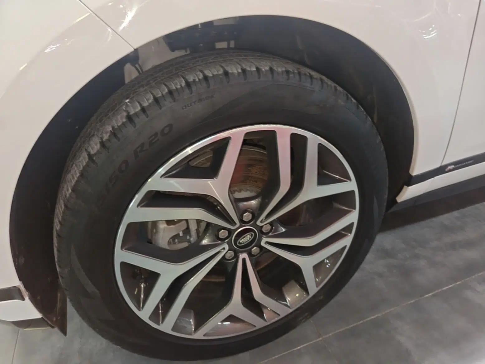 Land Rover Range Evoque 2021 Range Rover L 249 PS R-Dynamic SE Luxury Edition — миниатюра 10