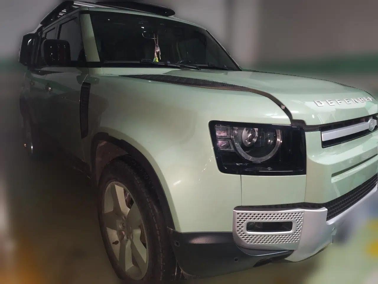 Land Rover Defender 2023 110 3.0T P400 75th Anniversary Legend Edition — миниатюра 3