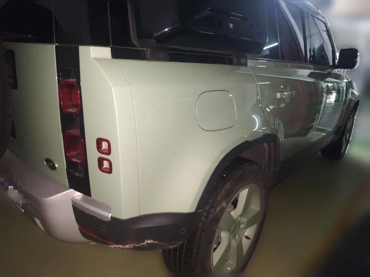 Land Rover Defender 2023 110 3.0T P400 75th Anniversary Legend Edition — миниатюра 6